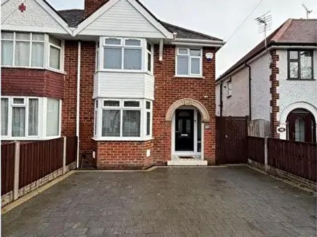 Apartment for rent in Sydenham, Green Close