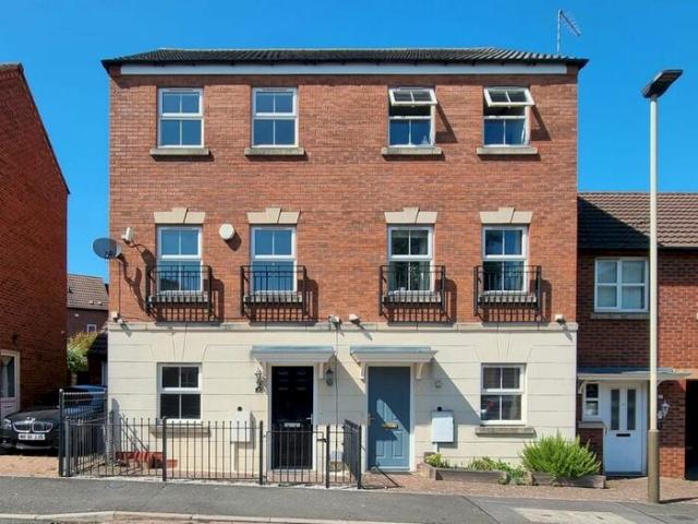 Apartment for rent in Hamilton, Old Wharf