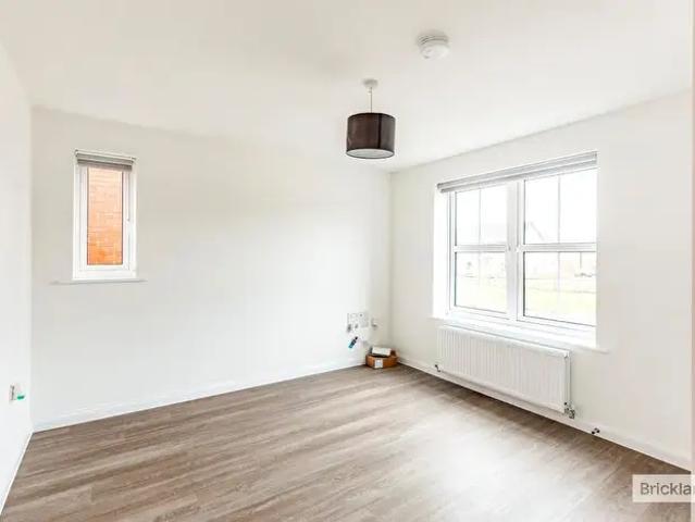 Apartment for rent in Overstone, Moulton