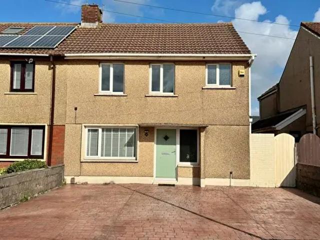 Apartment for rent in Sandfields, Port Talbot