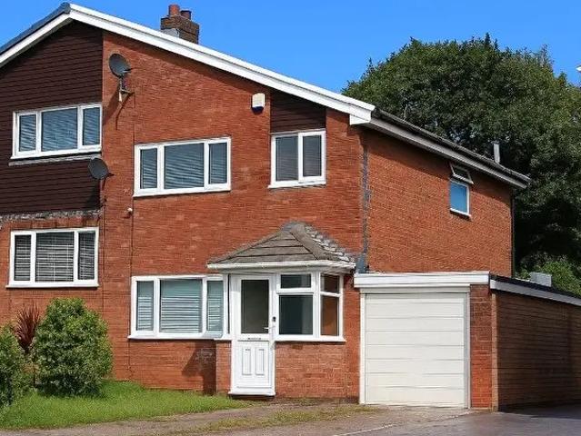 Apartment for rent in Parc Gwernfadog, Ynystawe