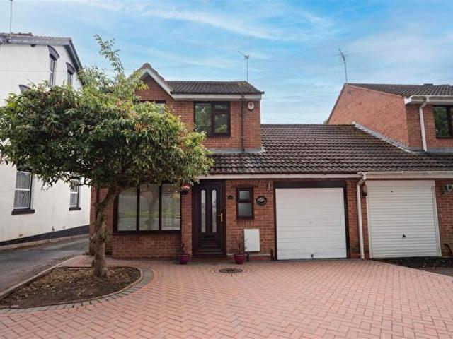 Apartment for rent in Fox Hollies, West Midlands