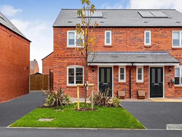 Apartment for rent in Woodland Valley, Rothwell