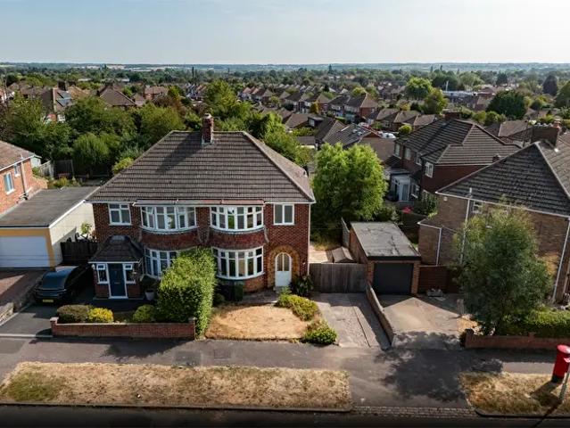 Apartment for rent in Woodthorpe, Elmfield