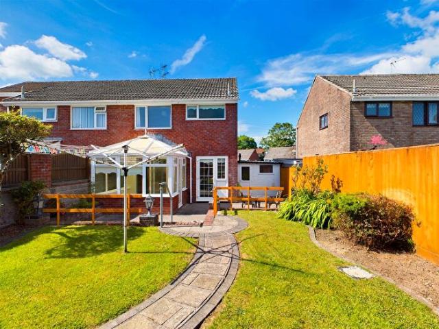 Apartment for rent in Wales