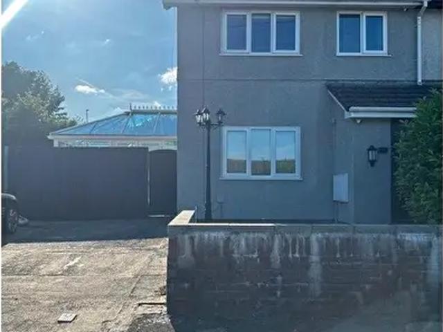 Apartment for rent in Waundeg, Sirhowy