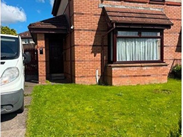 Apartment for rent in Barrhead, Scotland