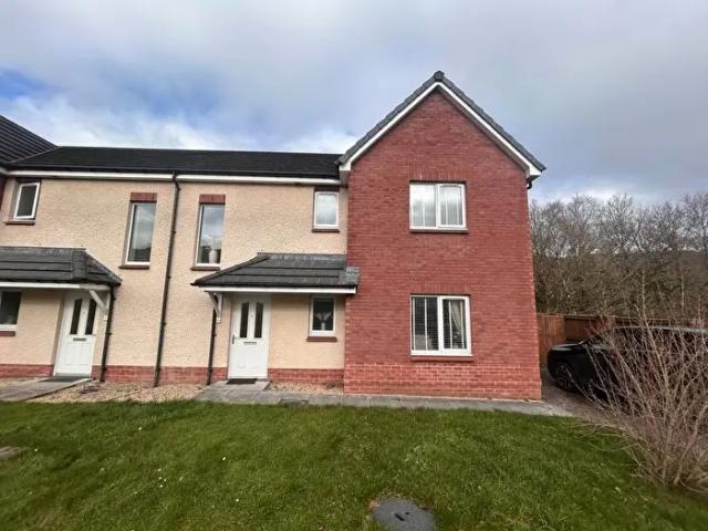 Apartment for rent in Coedffranc, Skewen