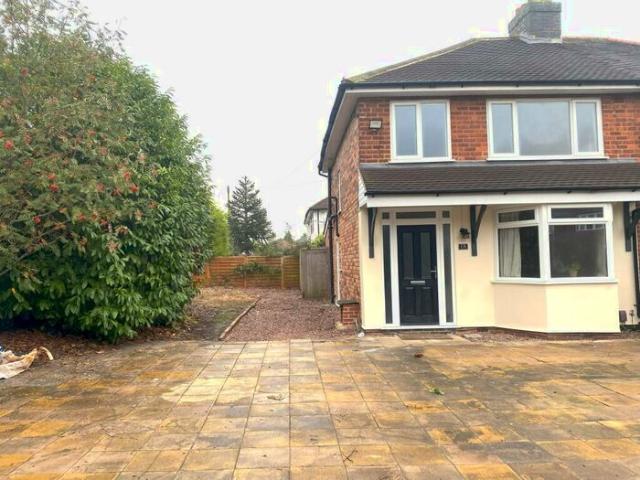 Apartment for rent in Mile Oak, Boley Park