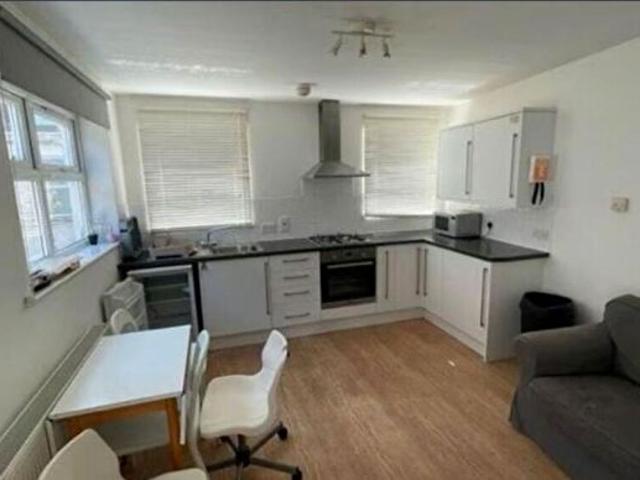 Apartment for rent in Bede Island, Old Wharf