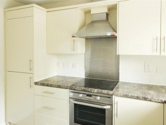 House for rent in Sutton
