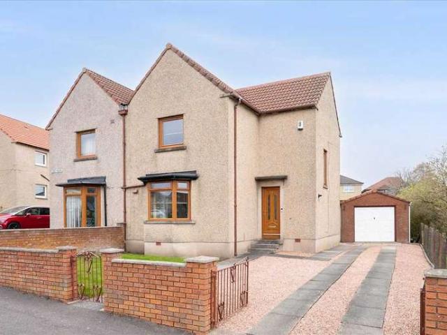 Farm for sale in Cowdenbeath, Scotland