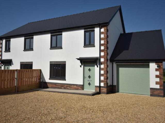 House for sale in Llandysul, Wales