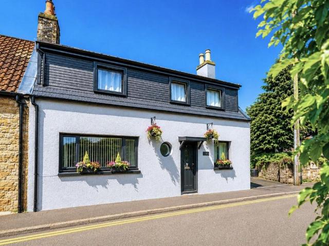 House for sale in Kinross, Scotland