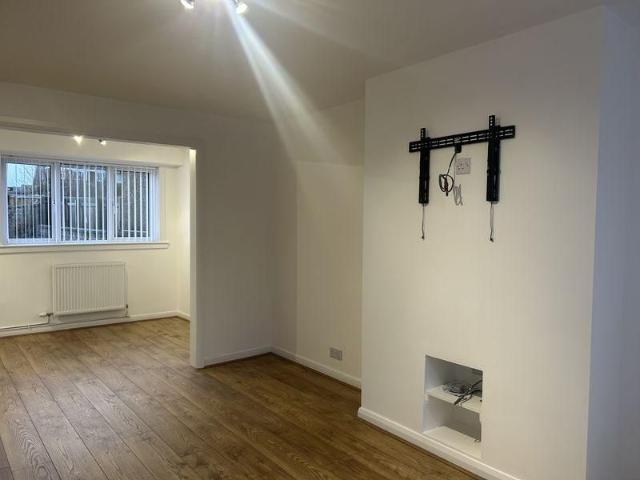 House for rent in Newliston