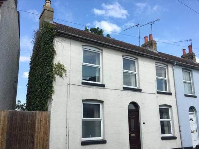 House for rent in Lyons, Greater London