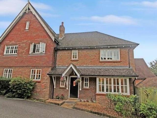 House for rent in West Sussex
