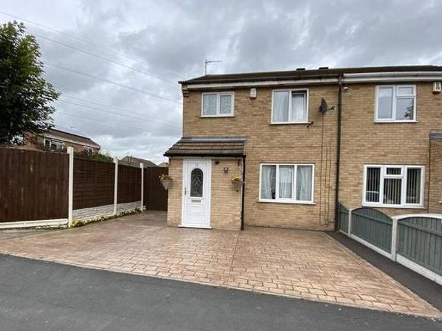 House for rent in Froggatt, East Midlands