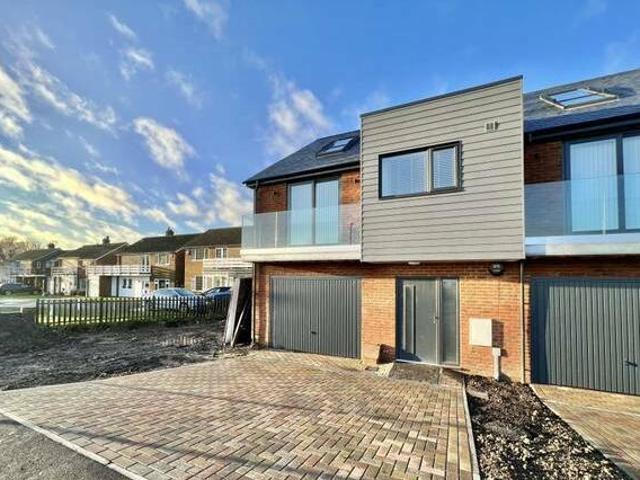 House for rent in Lyons, Greater London