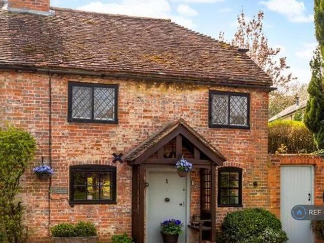 House for rent in Surrey