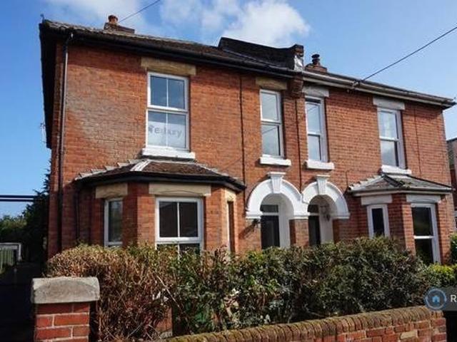 House for rent in Hampshire