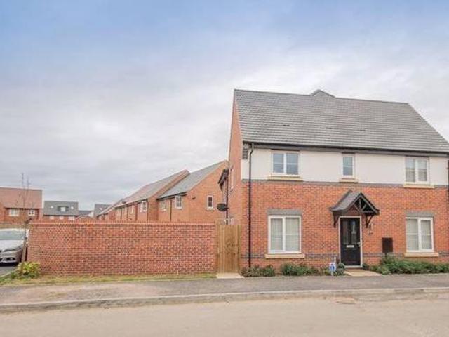 House for sale in Derbyshire Dales, East Midlands