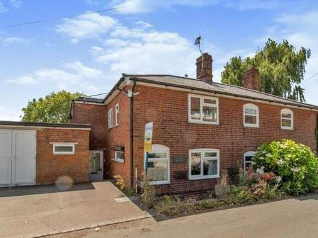 House for rent in Lyons, Greater London