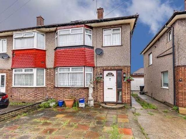 House for sale in Lyons, Greater London