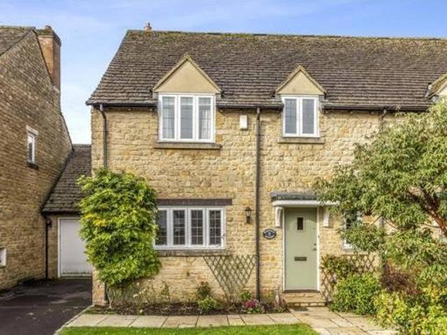House for sale in Gloucestershire