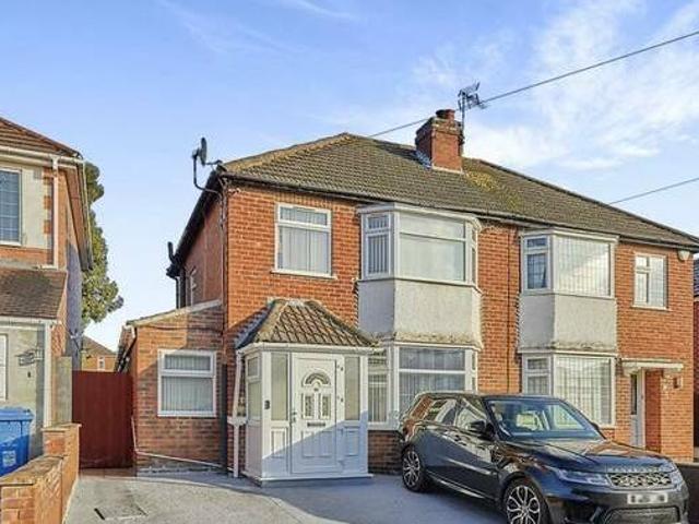 House for rent in Froggatt, East Midlands