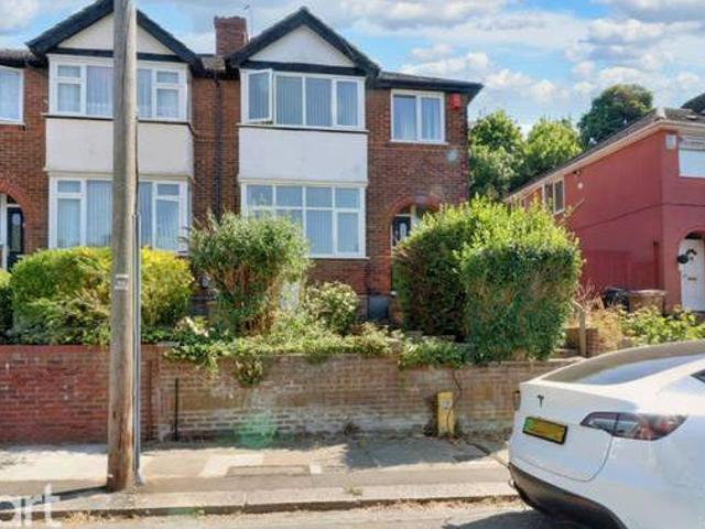 House for rent in Lyons, Greater London