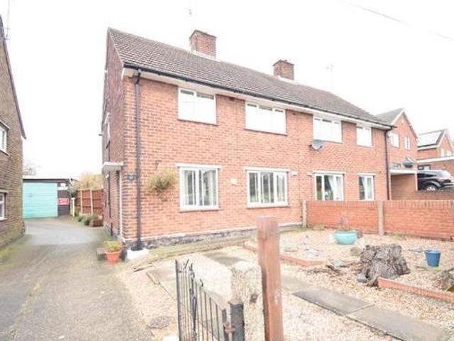 House for sale in Froggatt, East Midlands