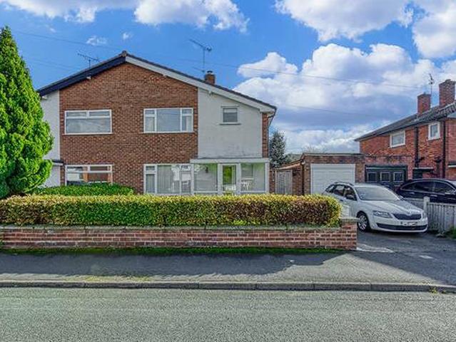 House for rent in Lyons, Greater London