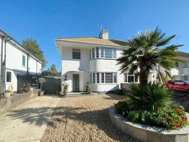 House for rent in West Sussex