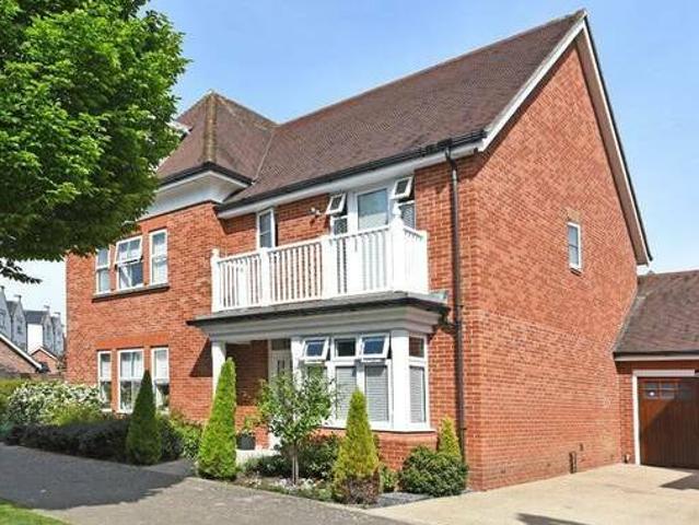 House for rent in West Sussex