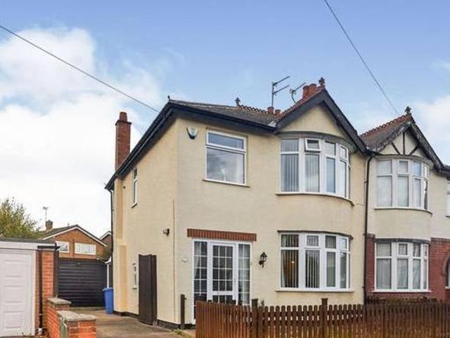 House for sale in Derbyshire Dales, East Midlands