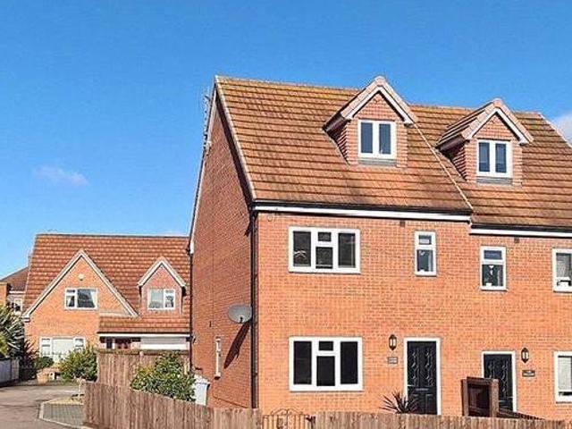 House for sale in East Midlands