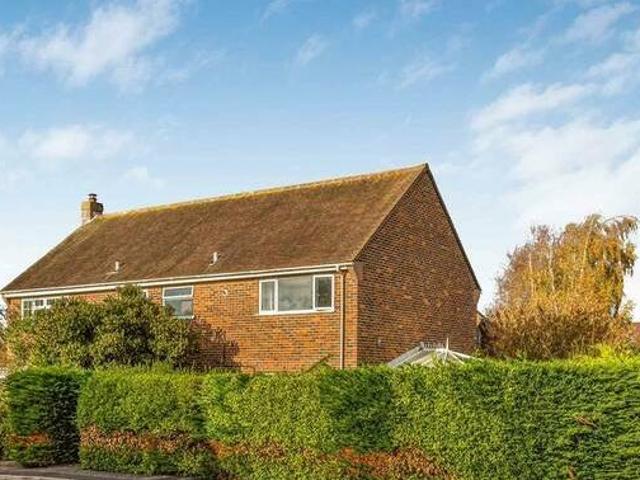 House for rent in West Sussex