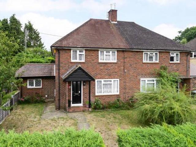 House for rent in Surrey