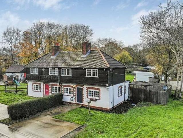House for rent in Lyons, Greater London