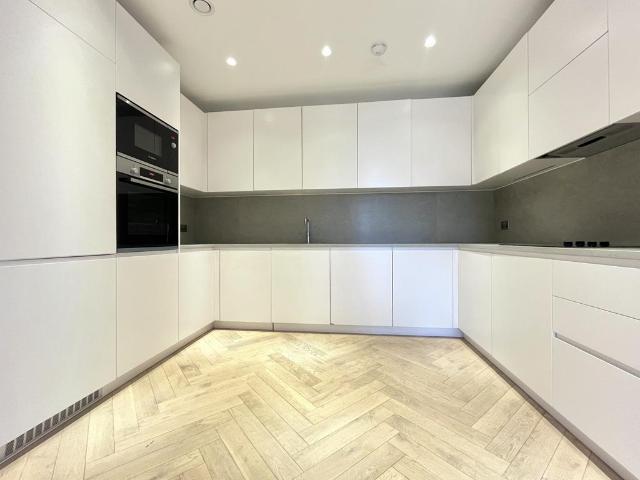 Flat for rent in Dollis Hill, Greater London