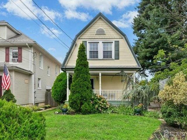House for sale in Avenel, New Jersey