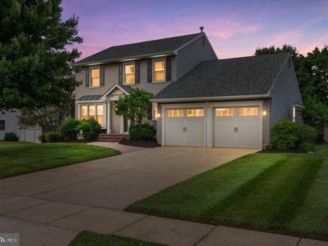 House for sale in Winchester Farms, Washington Township