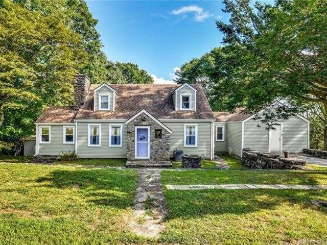 House for sale in Seymour, Connecticut