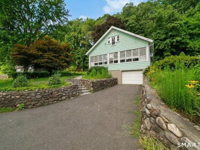 House for sale in Seymour, Connecticut