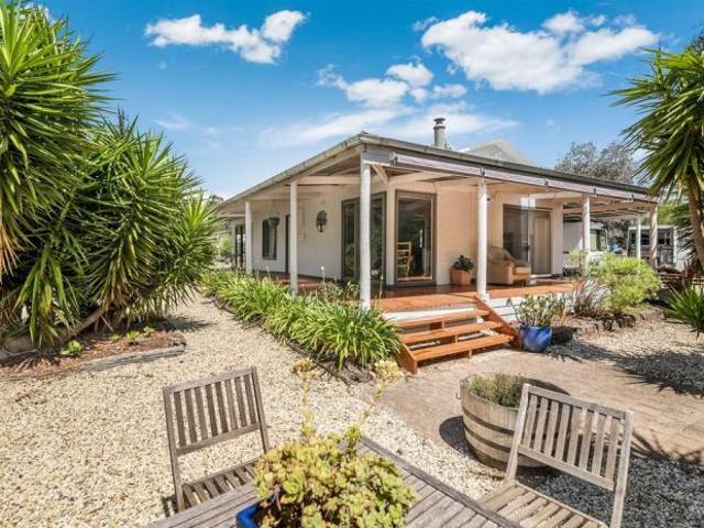 House for sale in Mangalore, Victoria