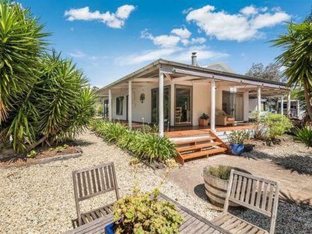 House for sale in Mangalore, Victoria