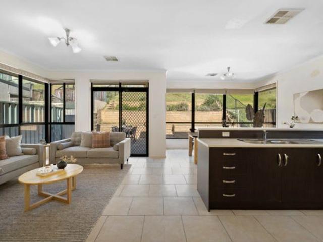 Room for rent in Horseshoe Creek, South Australia
