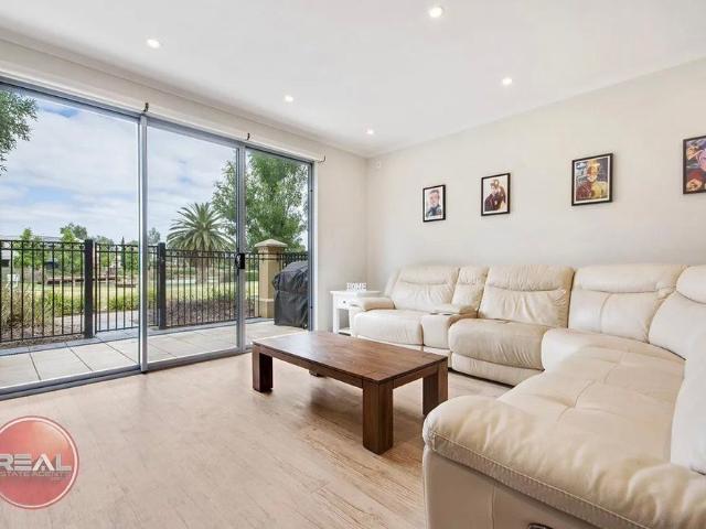 Room for rent in Horseshoe Creek, South Australia