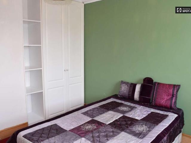 Property to rent in Bluebell, North Tipperary